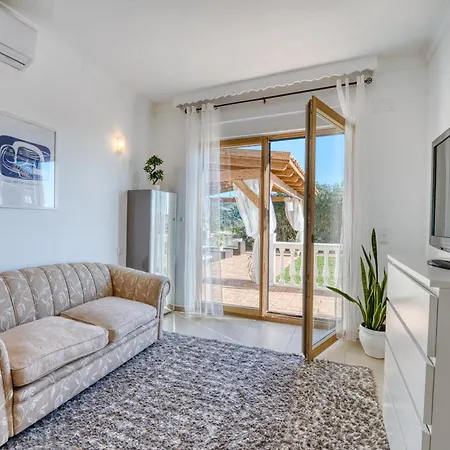 3077 Luxury With Pool And Views In Elviria, Вилла Марбелья